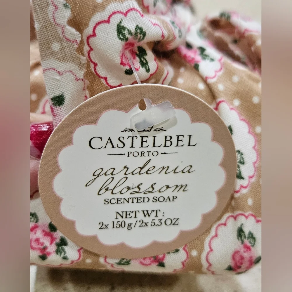 CASTLEBEL SCENTED SOAP, 2 BARS, GARDENIA Scented Soaps - Picture 2 of 2